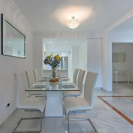 Luxury In With Parking And Pool * Marbella