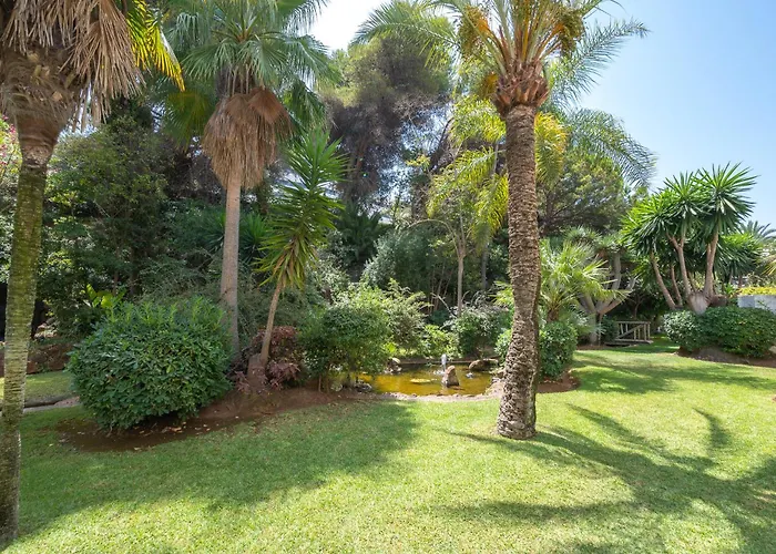 Appartement Luxury In With Parking And Pool