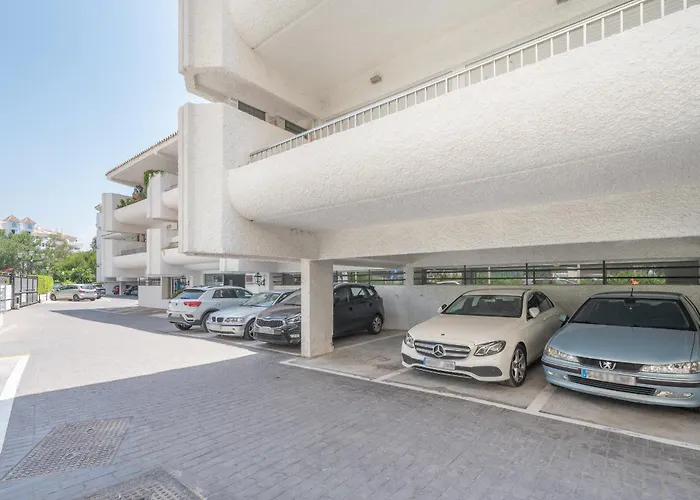 Luxury In With Parking And Pool * Marbellac