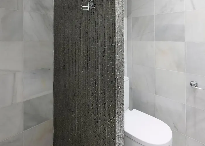 Luxury In With Parking And Pool Appartement