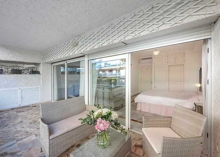 Appartement Luxury In With Parking And Pool