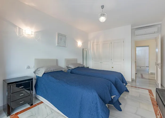 Luxury In With Parking And Pool * Marbellac
